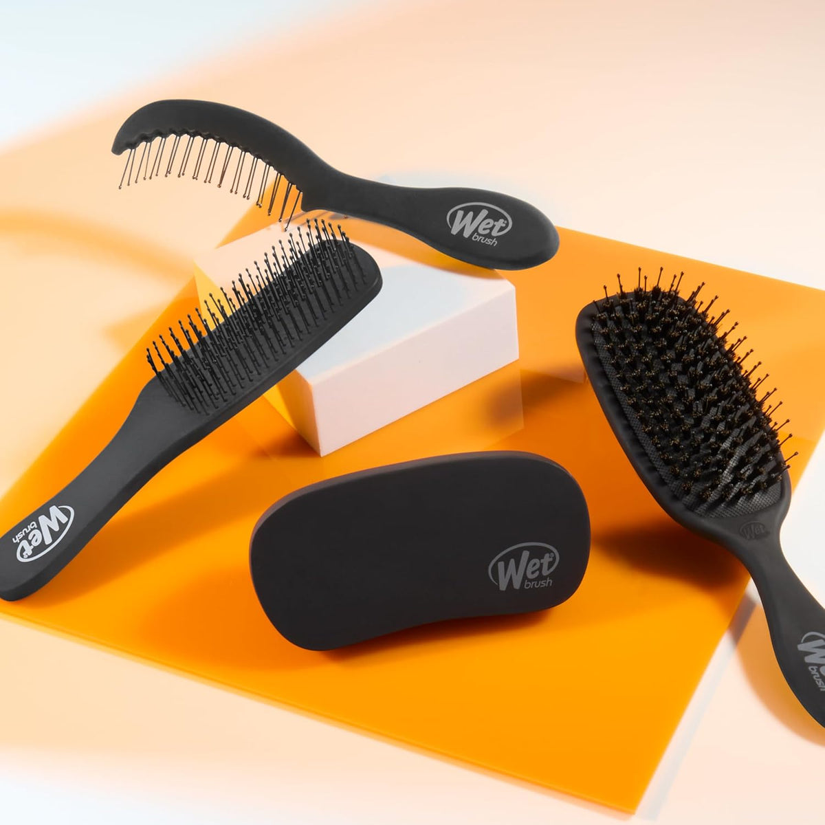 sleek black finish suited to men's grooming aesthetic