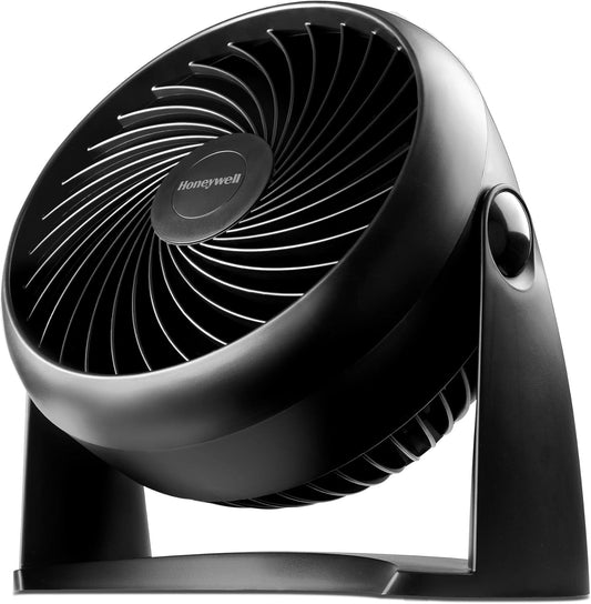 3-speed push button control with 90° pivoting head for targeted airflow