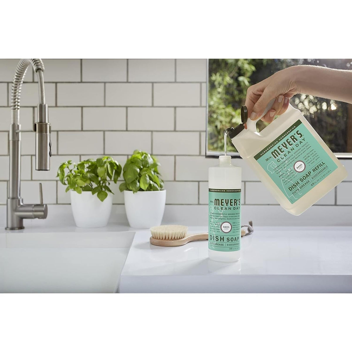 8 scent and pack-size variations including lavender, lemon verbena, basil, honeysuckle, peony, lemon, compassion flower, and a 6-pack basil bulk option