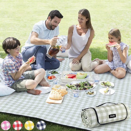 80''x80'' oversized square footprint for 4–8 adults