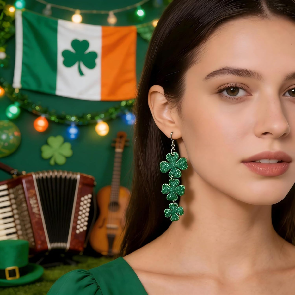 Amuizka St Patricks Day Shamrock Earrings – Festive Jewelry Accent for St Patricks Day Shirt and Outfit