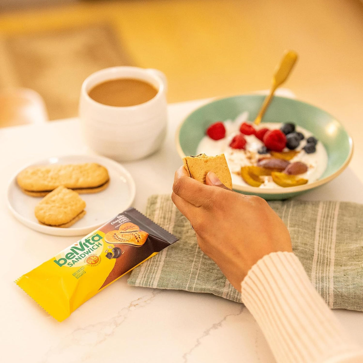 belVita Breakfast Sandwich Bars – Affordable Study Snack for the Dorm and Library, 12-Pack