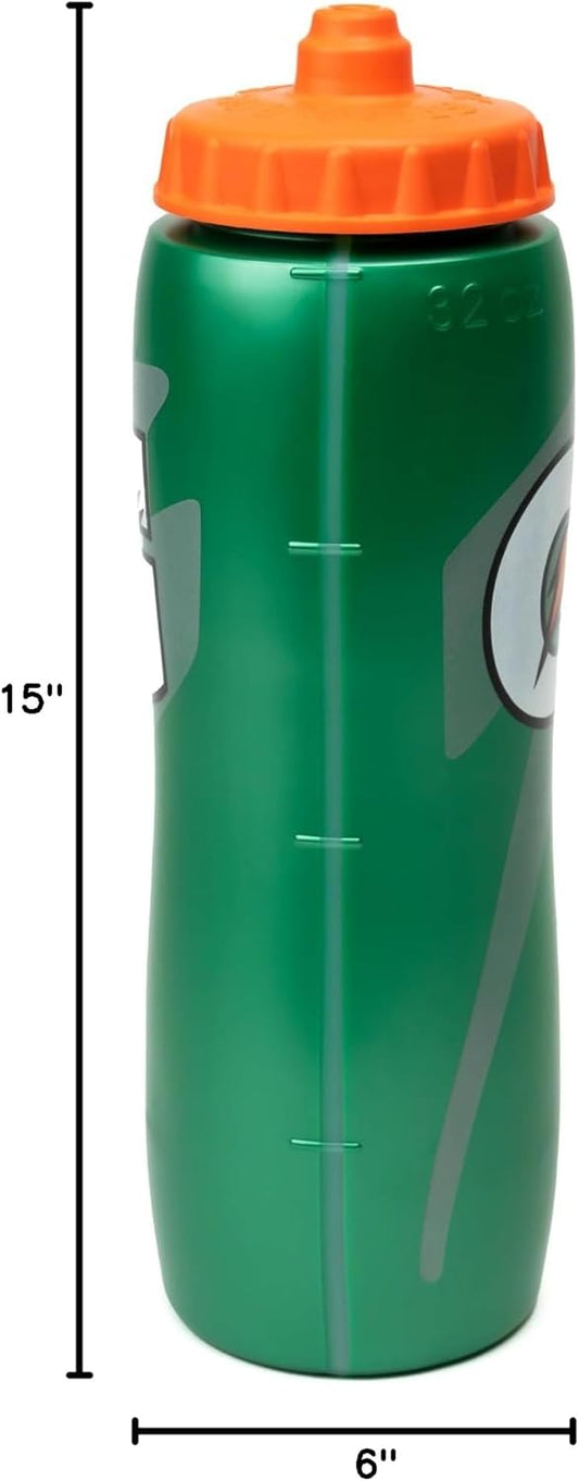 built-in one-way self-sealing valve for squeeze-and-drink use