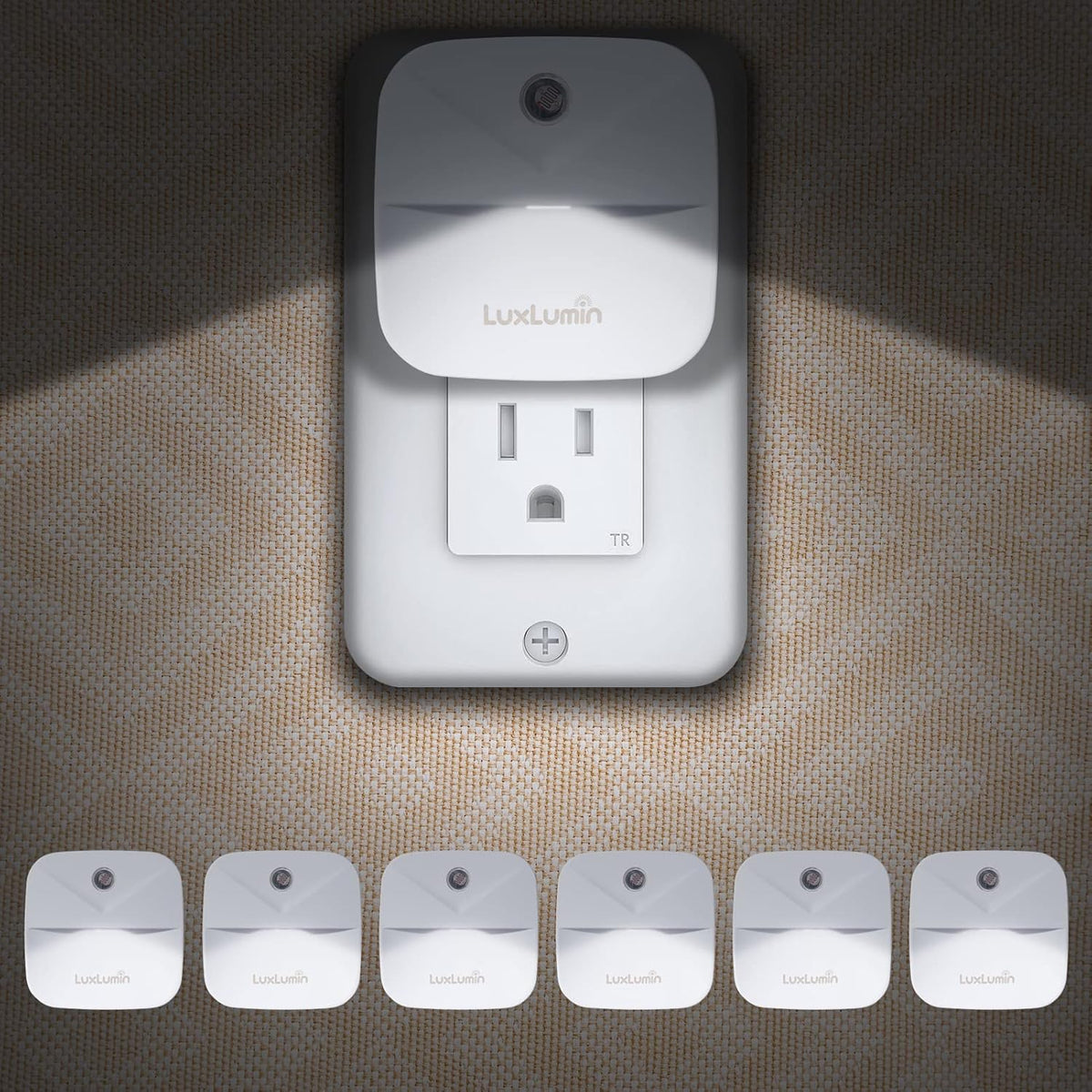 built-in photoresistor dusk-to-dawn sensor with sub-second auto on/off response