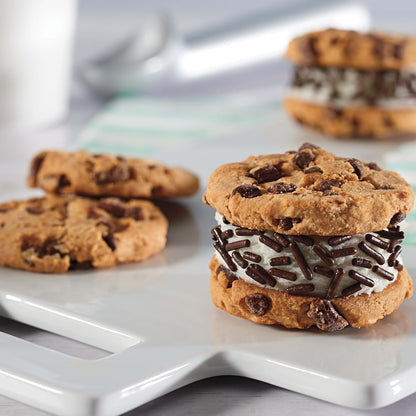 CHIPS AHOY! Chunky Chocolate Chip Cookies Party Size – Picnic Dessert Table Addition for Outdoor Gatherings, 24.75 oz