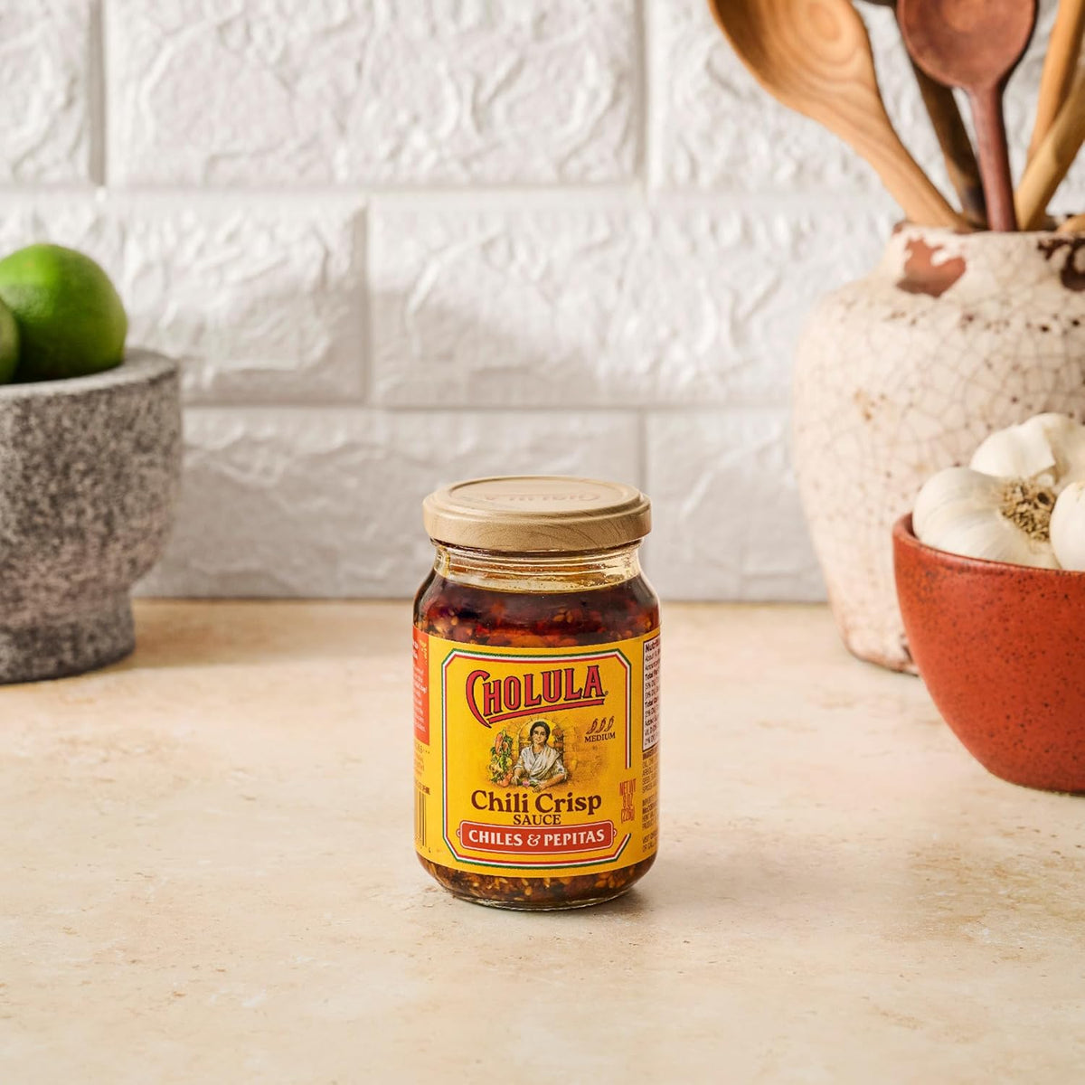 Cholula Salsa Macha Crunchy Chili Crisp – Thoughtful Housewarming Gift for Foodies, 8 oz Glass Jar