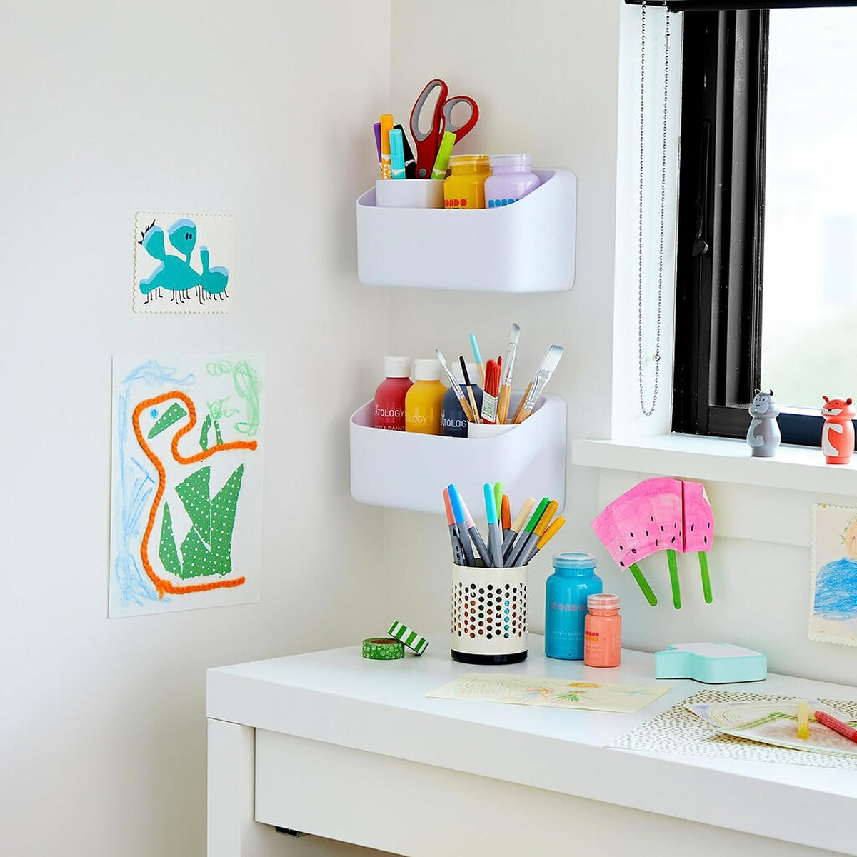 Command 10 Lb Organizing Caddy Housewarming Gift for New Homeowners, Damage-Free Rental Wall Storage