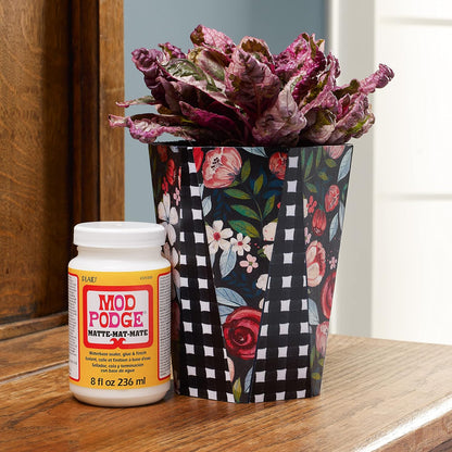 compatible with wood, paper, fabric, canvas, plastic, ceramic, foam, tin, and terra cotta