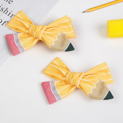 easy on-and-off clip mechanism suitable for children to handle independently