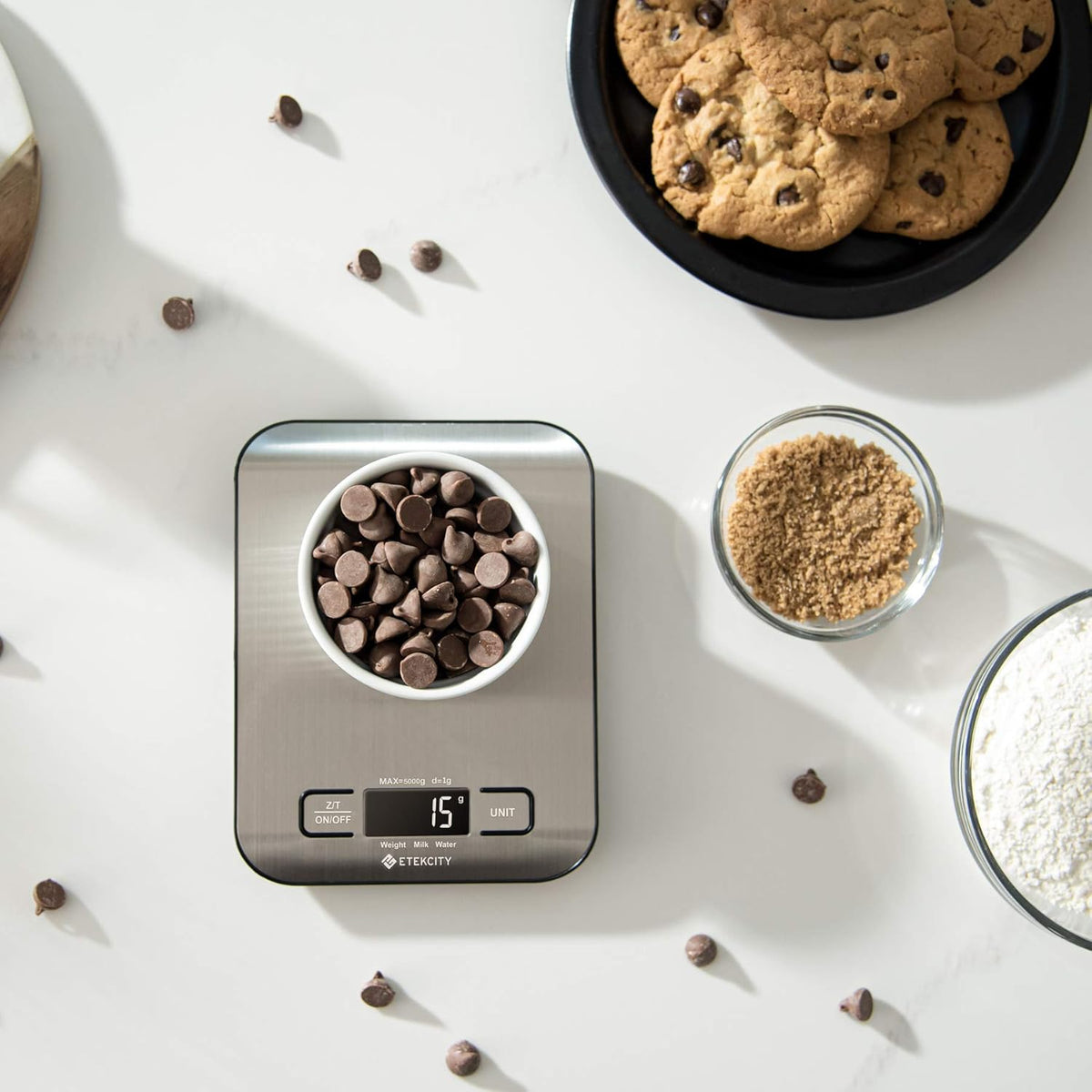 Etekcity Food Kitchen Scale – Thoughtful Housewarming Gift for Home Bakers