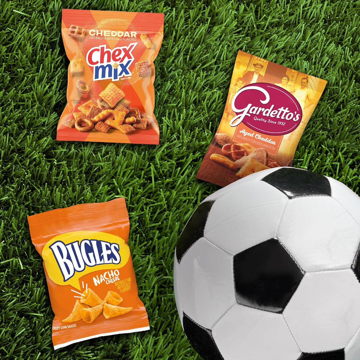 General Mills Cheesy Snack Variety Pack – Office Break Room Pantry Snack Box, 20 Single-Serve Bags of Cheddar Chex Mix, Bugles & Gardetto's