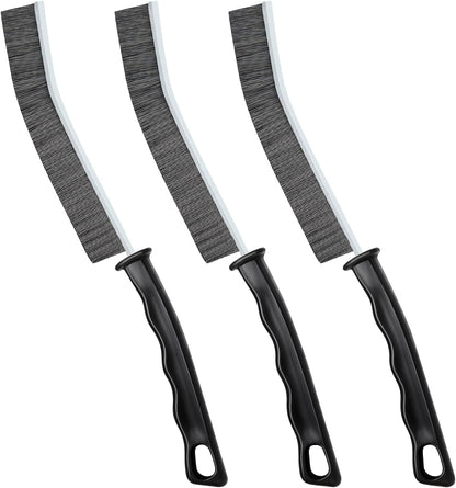 hard-bristle construction for aggressive scrubbing in tight gaps
