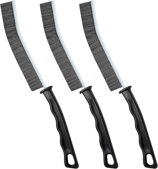 hard-bristle construction for aggressive scrubbing in tight gaps