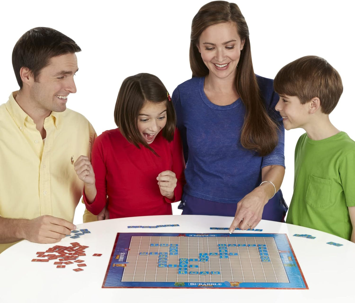 Hasbro Gaming Scrabble Junior Board Game – Thoughtful Birthday Gift for 5-7 Year Olds Learning to Read