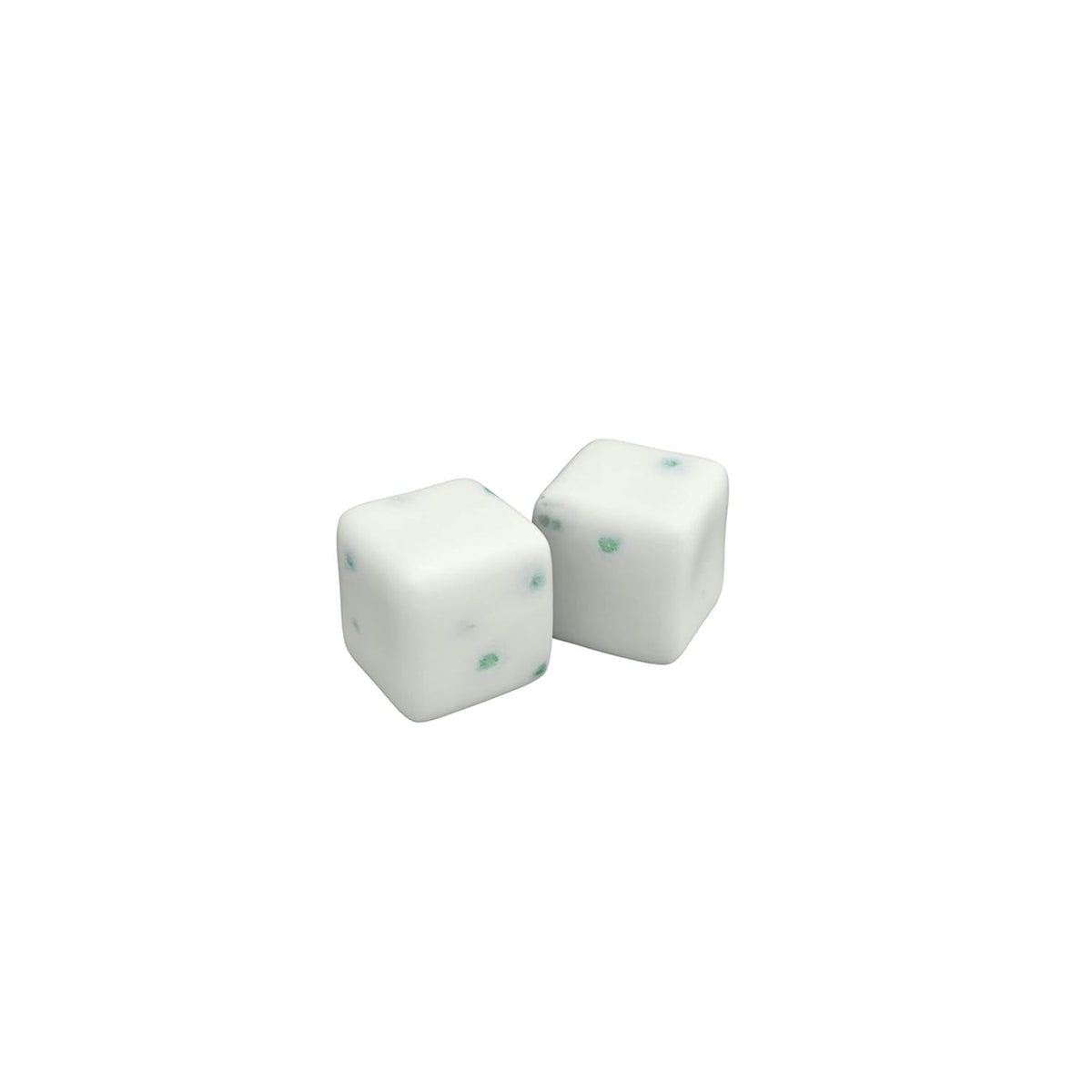 ICE BREAKERS Spearmint Gum Cubes 100-Piece Pouch – Birthday Party Favor Bag and Goody Bag Stuffer for Kids