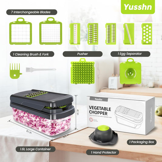integrated 2-in-1 container with drain basket for washing and collecting chopped food