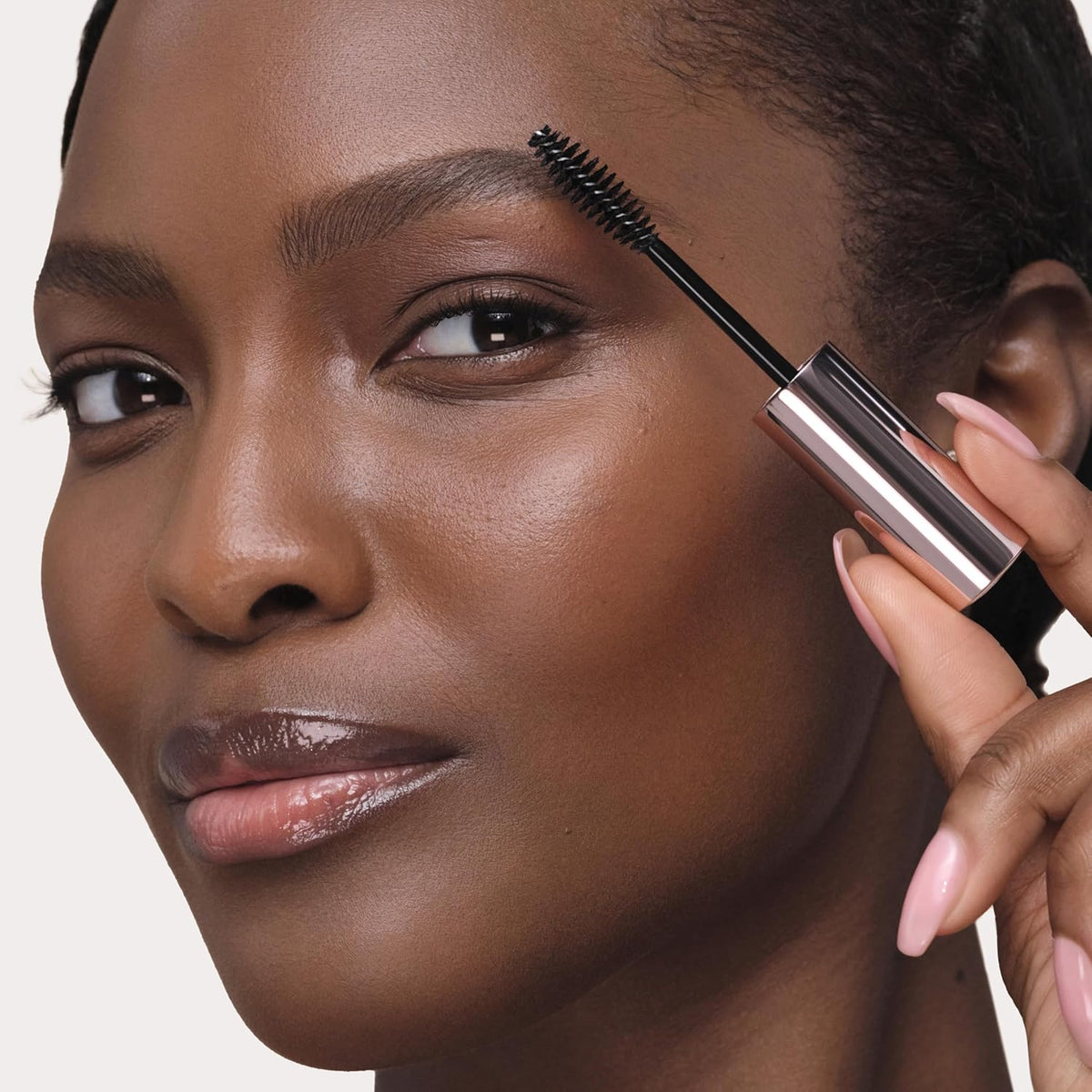 natural finish that keeps brows looking soft rather than coated