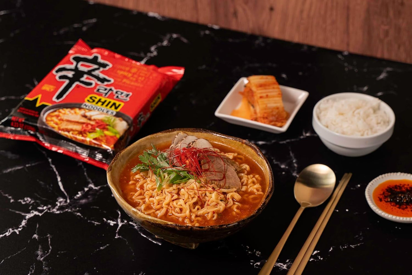 Nongshim Shin Ramyun Korean Ramen Noodles – Clean Single-Bowl Meal for Minimalist Kitchens
