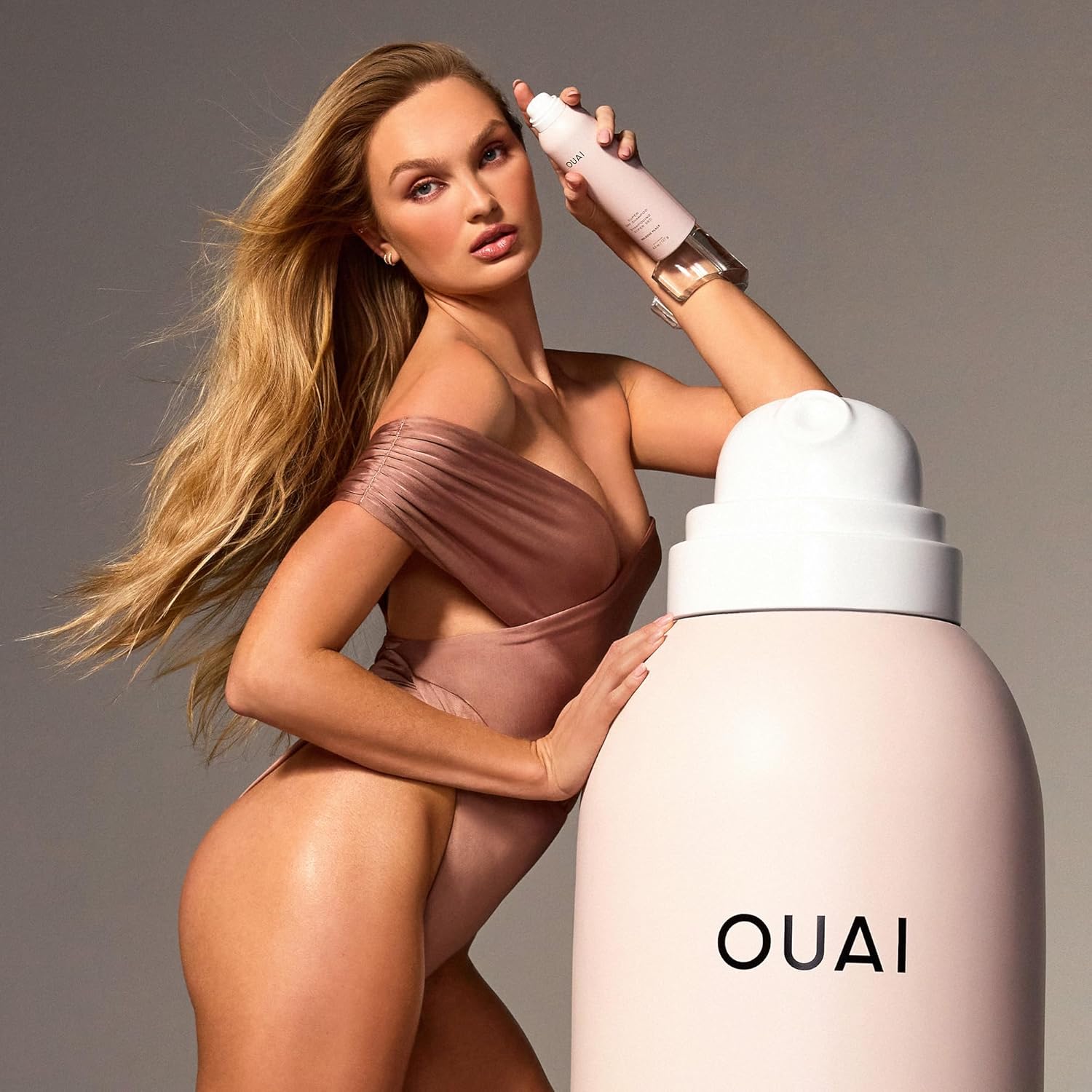 OUAI Super Dry Shampoo - Thoughtful Birthday Gift for Her, Signature Scent Haircare Set 4.5 oz