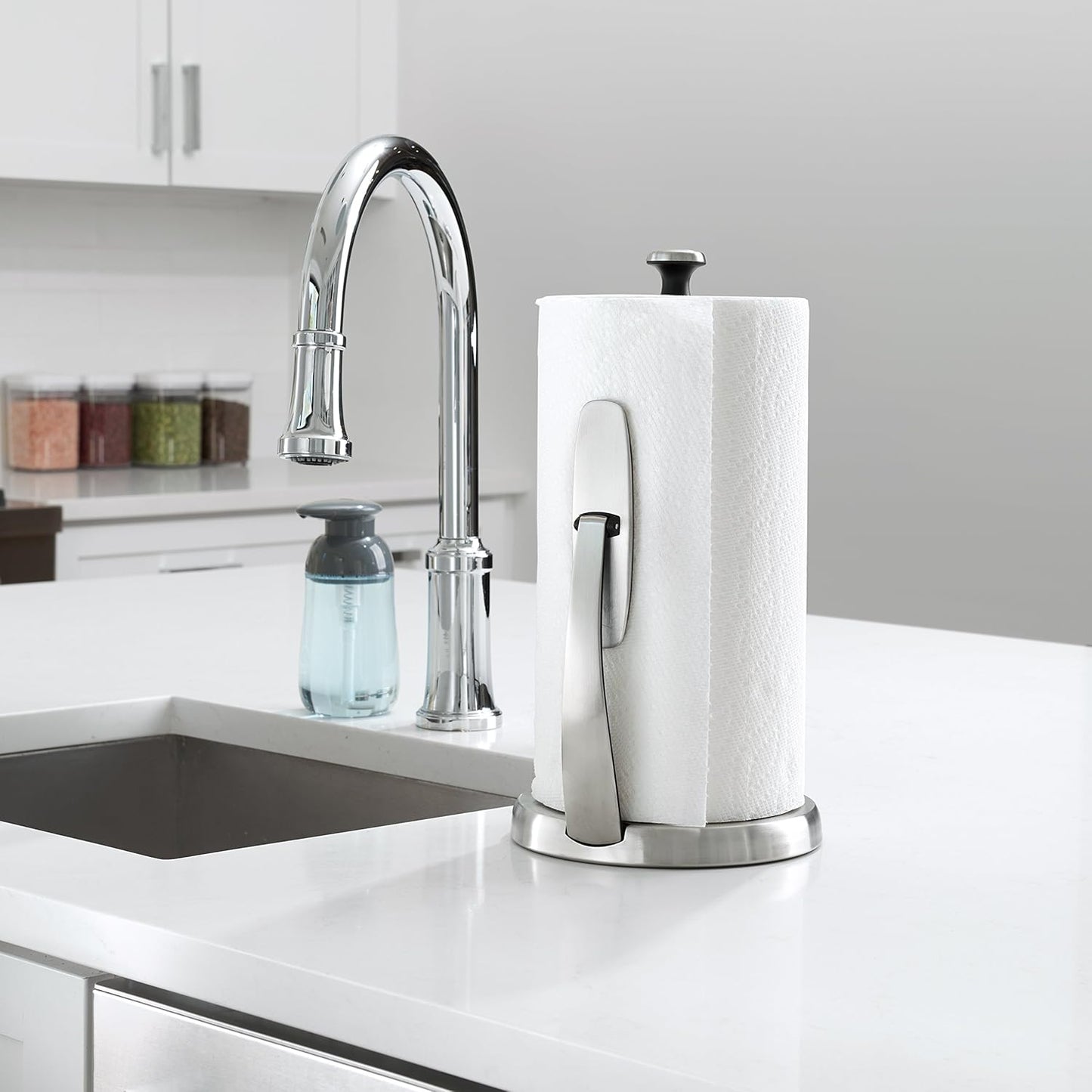 OXO Good Grips SimplyTear Paper Towel Holder Countertop – Clean-Lined Stainless Stand for Clutter-Free Countertops