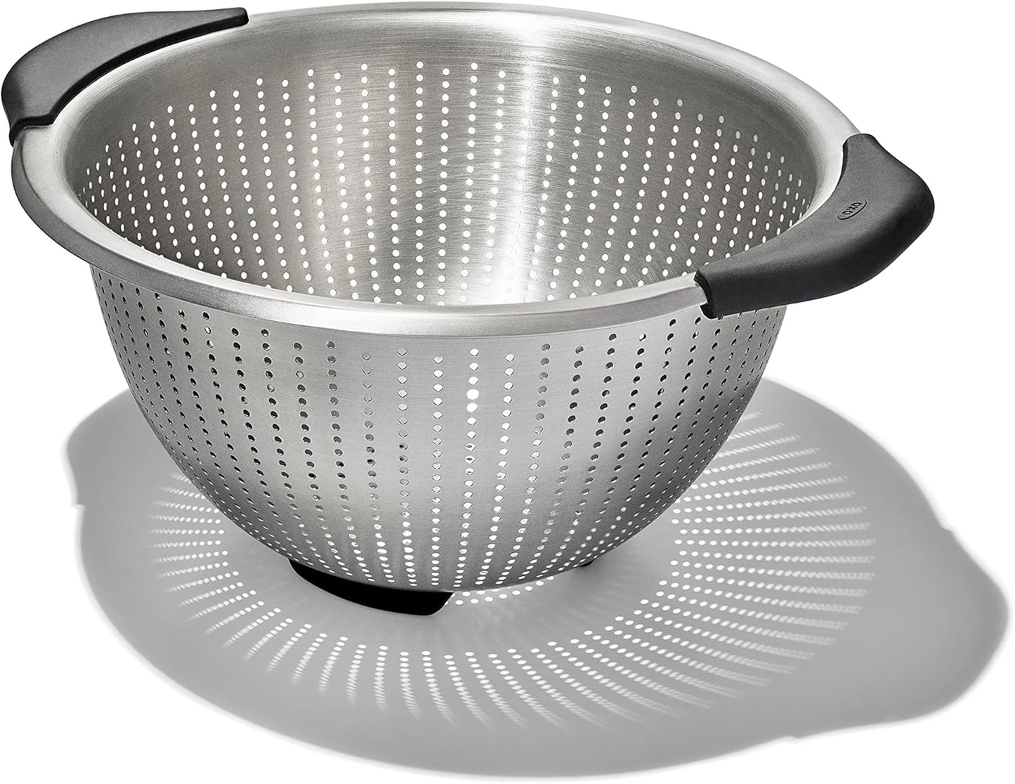 OXO Good Grips Stainless Steel Colander – Thoughtful Housewarming Gift, Stainless Strainer for Newlywed First Kitchens