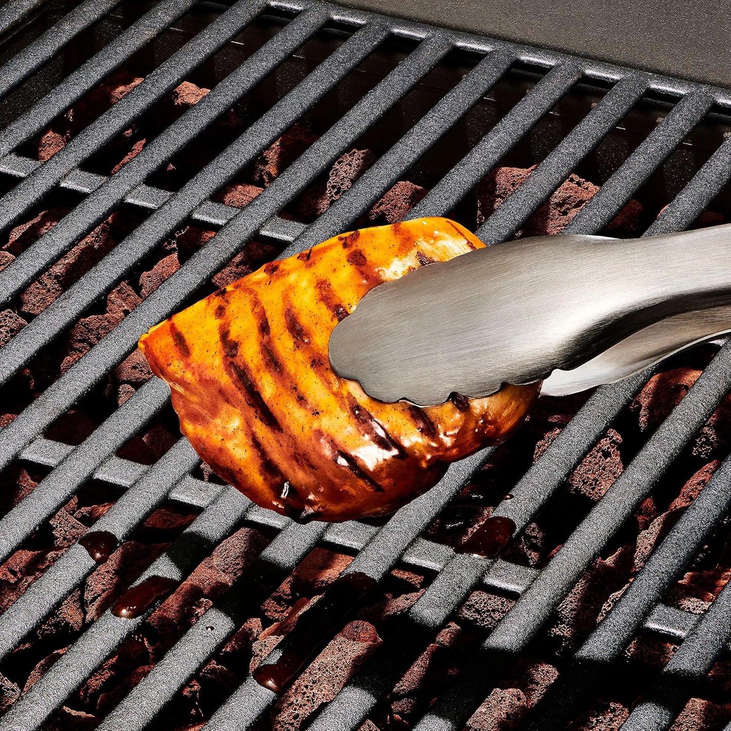 OXO Outdoor Grilling Turner and Tongs Set – All-in-One BBQ Tool Duo to Speed Up Weekend Cookouts