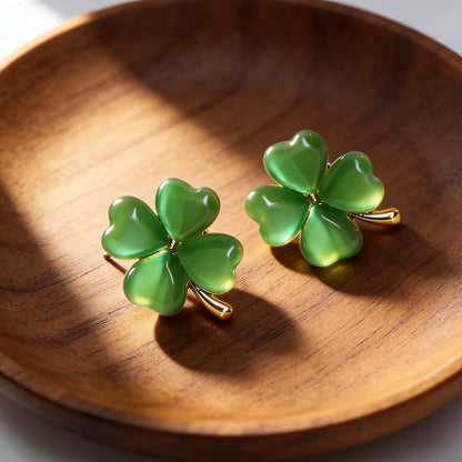 stud earring construction for secure, lightweight daily wear