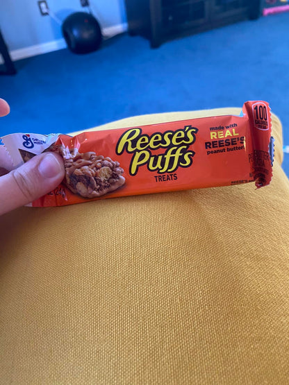 two-flavor assortment combining chocolate-peanut butter and cinnamon-sugar profiles