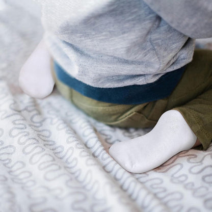 unisex styling suitable for both boys and girls