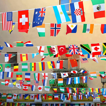 World Traveler Gift – 100 Countries Flag Banner String for Adventurous Friends & Globetrotter Decor