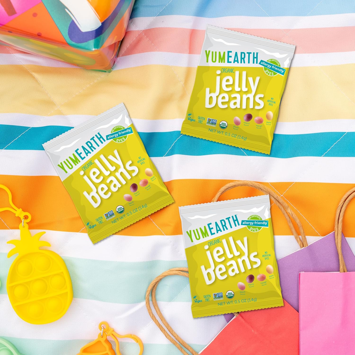 YumEarth Organic Jelly Beans – Allergy Safe Candy for Kids Lunchboxes and Classroom Parties, 15 Single-Serve Snack Packs